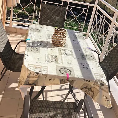 Casa Ideale 3 *